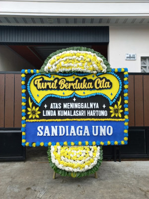 Papan Bunga Duka di Kima Atas
